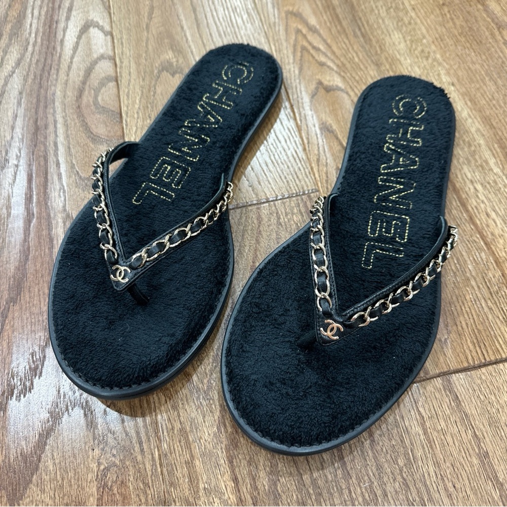 CHANEL Black and Gold Chain Detail Sandals